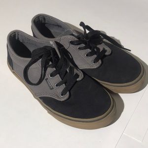 VANS black & gray youth 5 shoes sneakers
